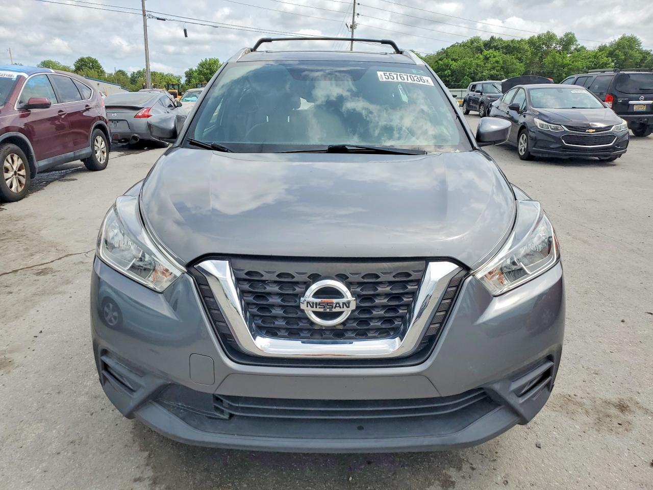 2019 NISSAN KICKS