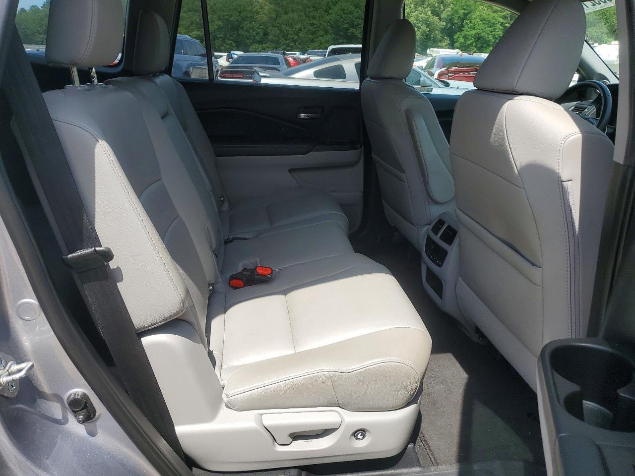 2017 HONDA PILOT