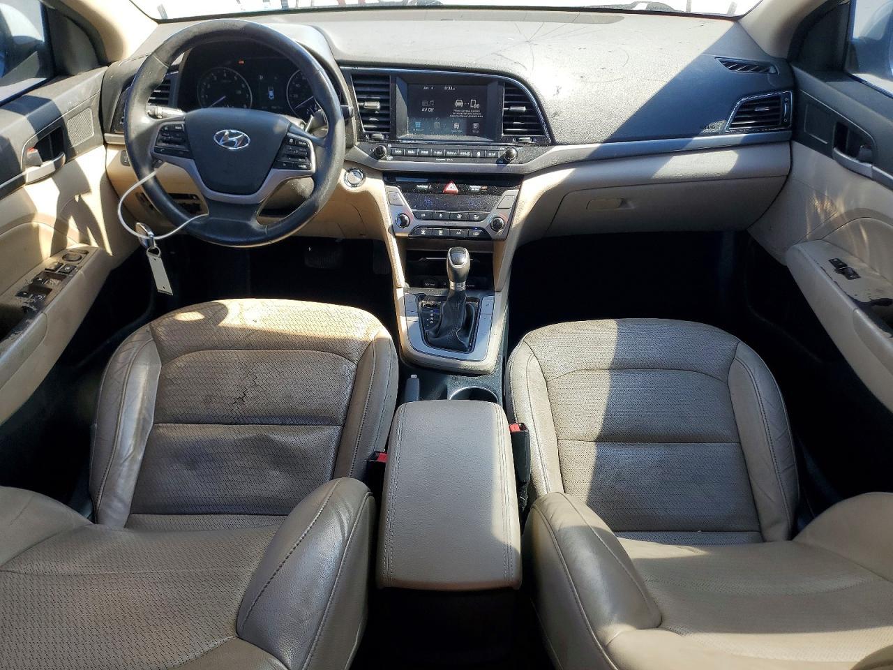 2017 HYUNDAI ELANTRA