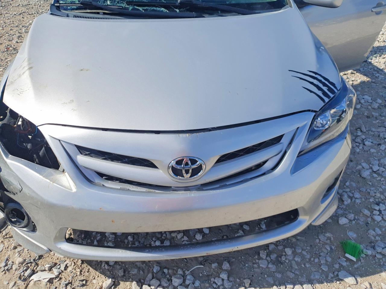2013 TOYOTA COROLLA