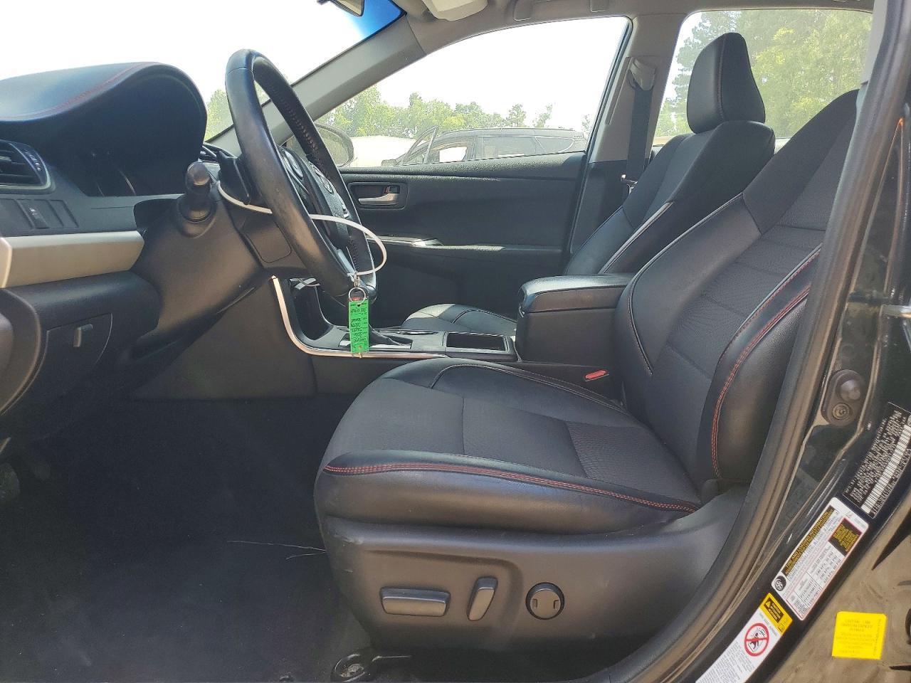 2016 TOYOTA CAMRY