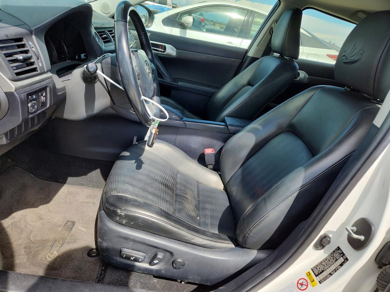 2012 LEXUS CT 200
