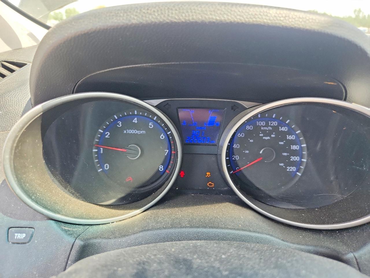 2012 HYUNDAI TUCSON