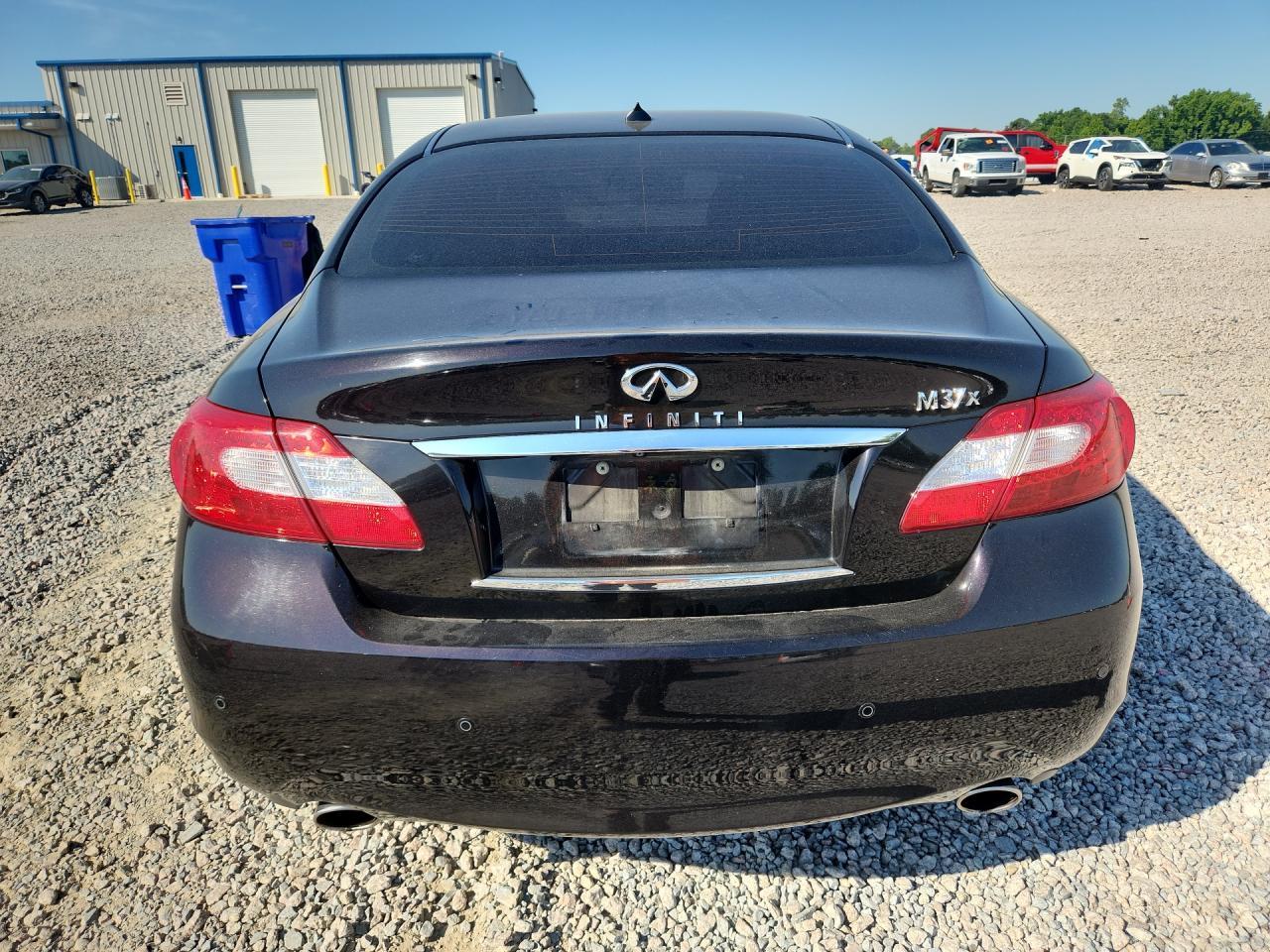 2013 INFINITI M37
