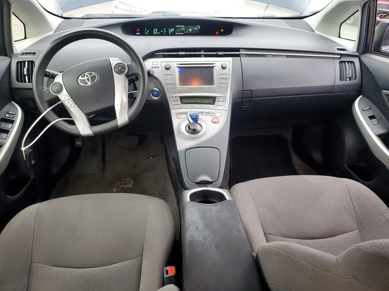 2015 TOYOTA PRIUS