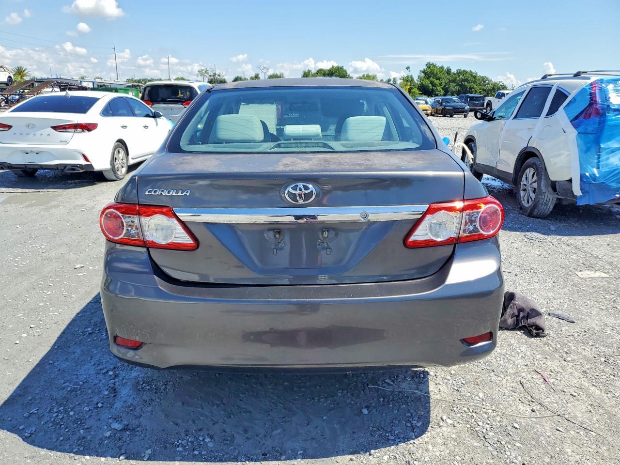 2012 TOYOTA COROLLA
