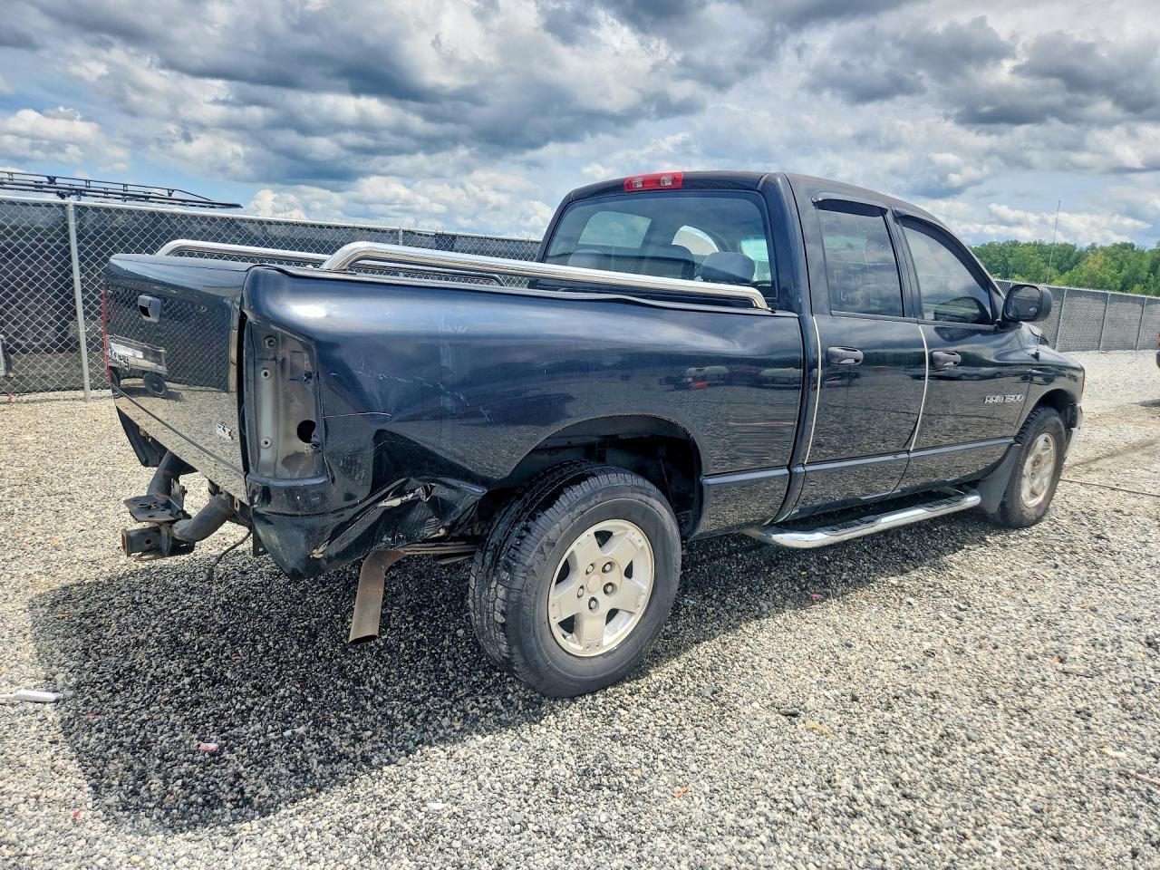 2004 DODGE RAM 1500