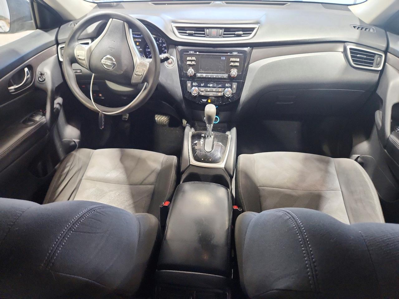 2016 NISSAN ROGUE