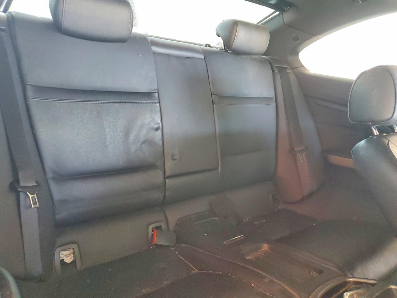 2011 BMW 3 SERIES