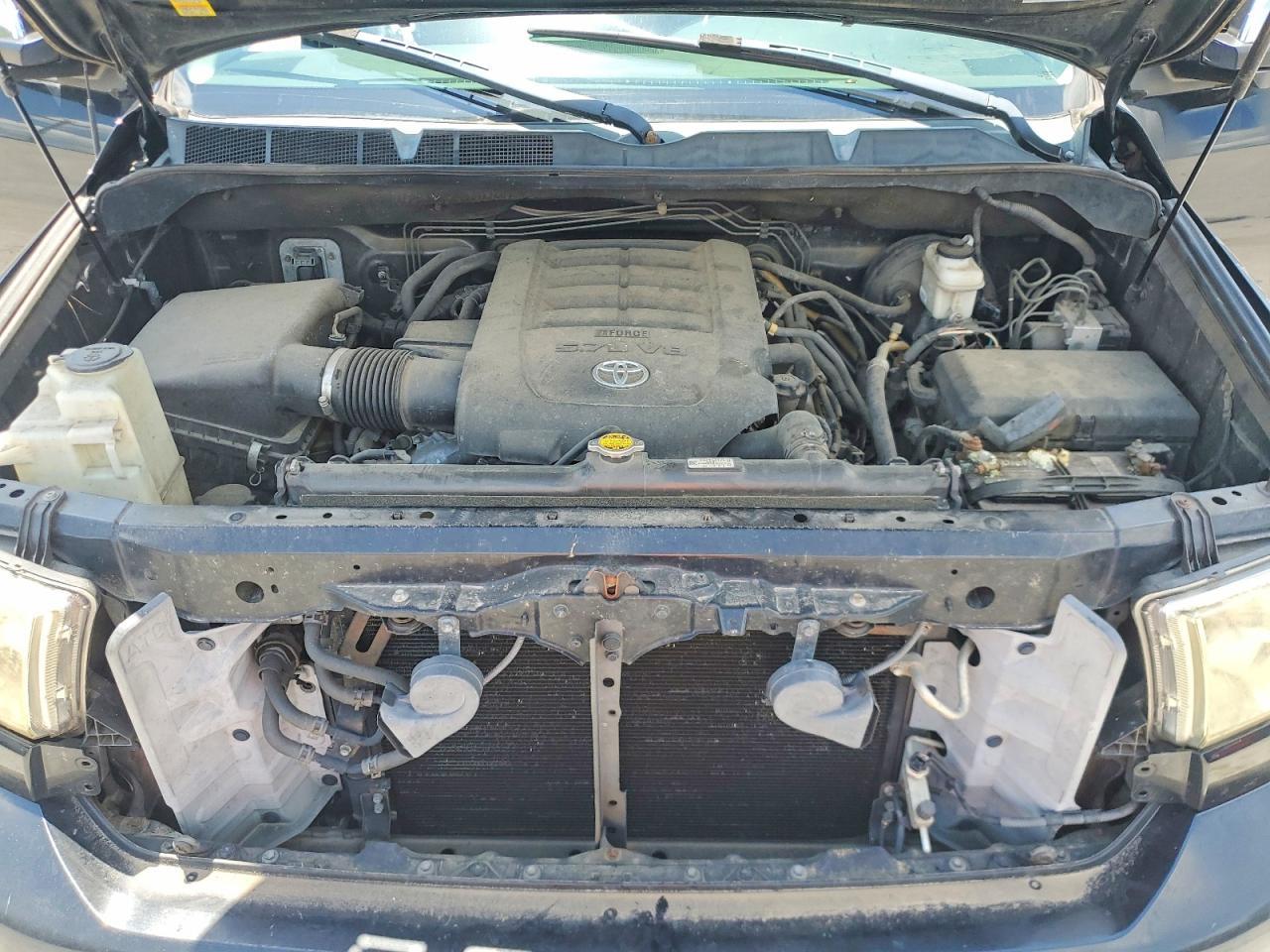 2012 TOYOTA TUNDRA