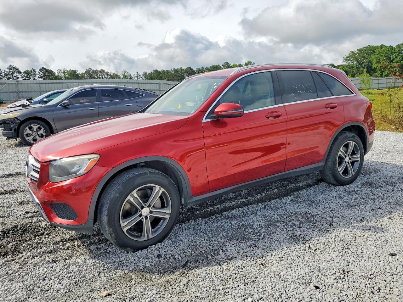 2016 MERCEDES-BENZ GLC-Class