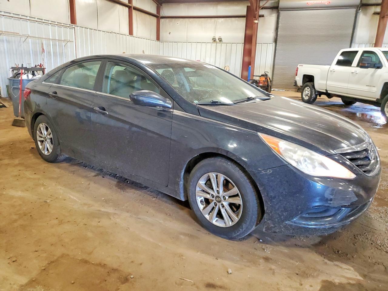 2011 HYUNDAI SONATA