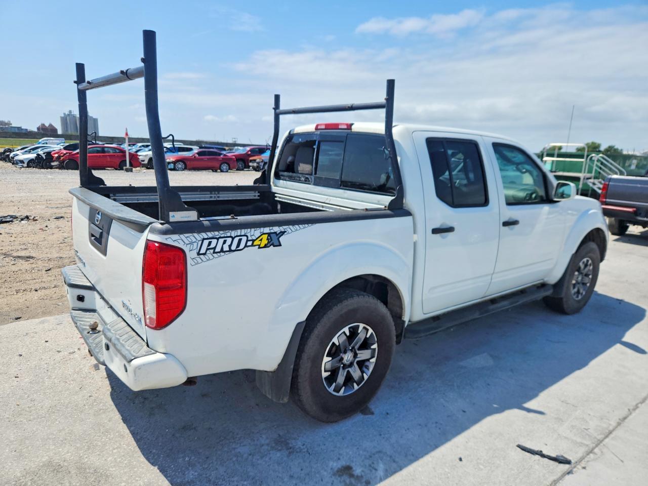 2019 NISSAN Frontier