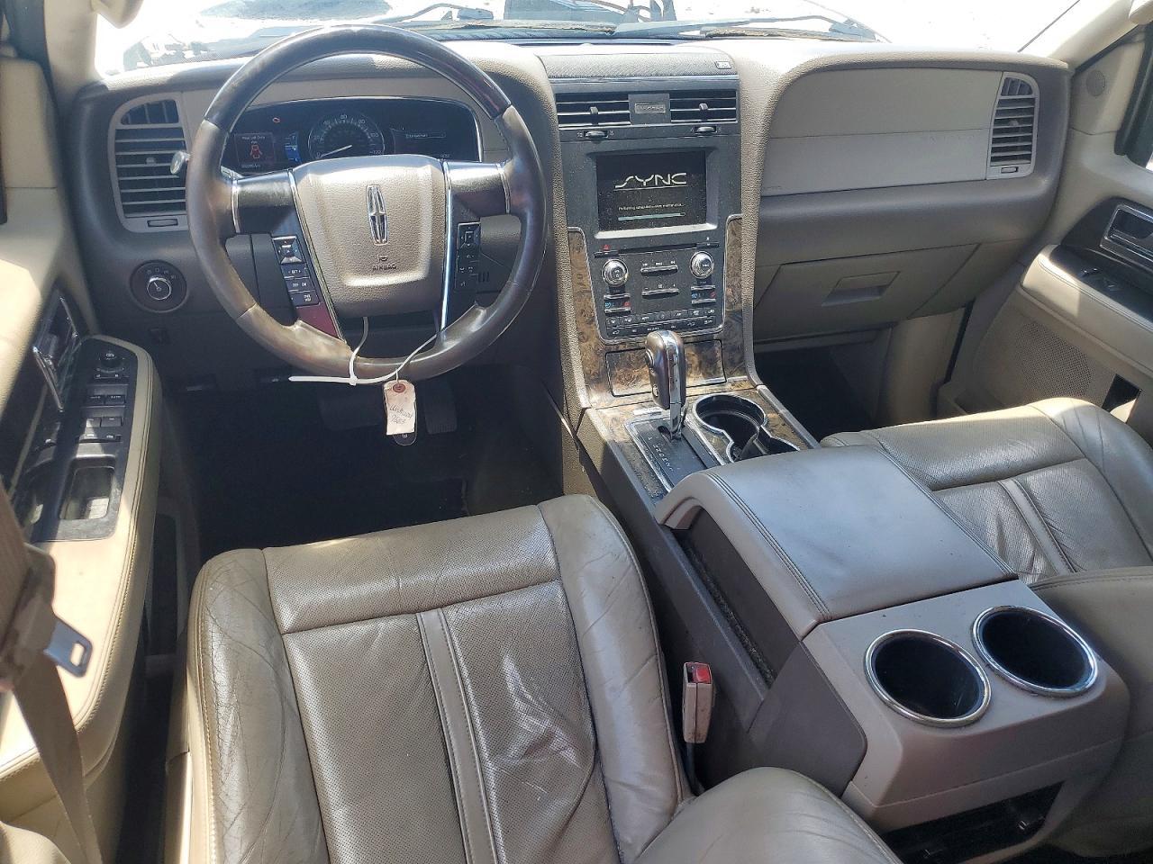 2015 LINCOLN Navigator