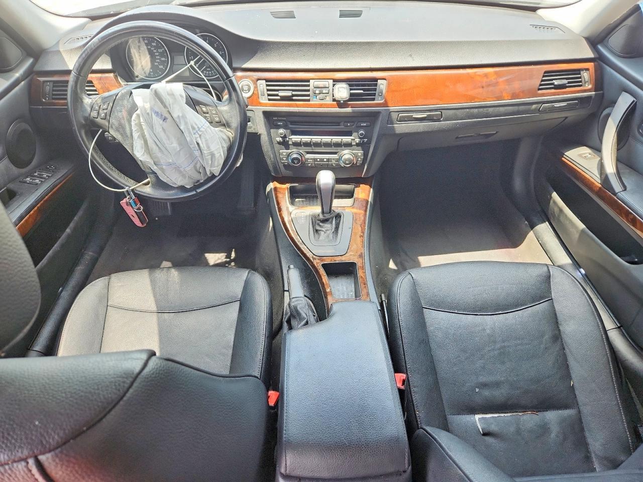 2011 BMW 3 SERIES