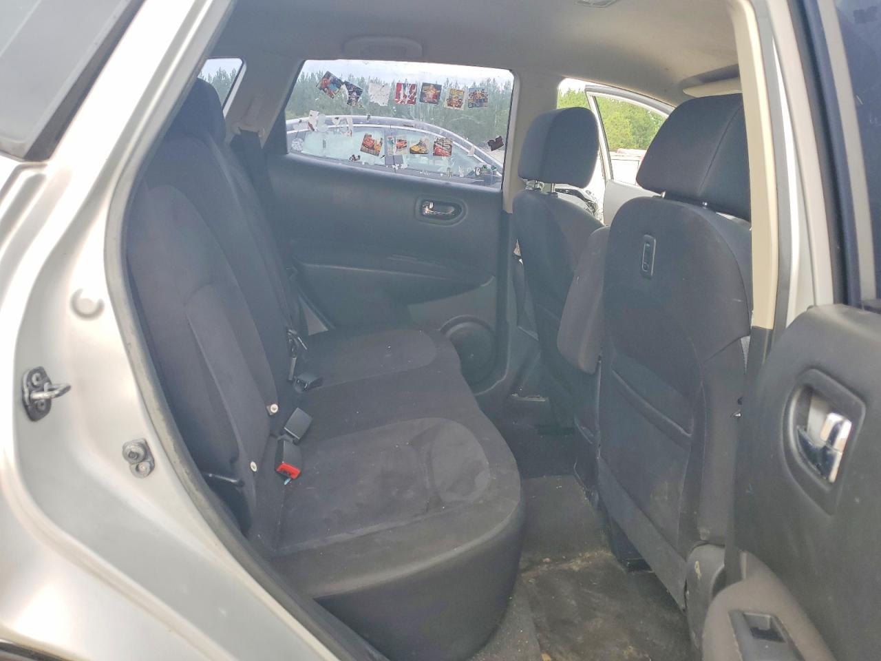 2014 NISSAN ROGUE