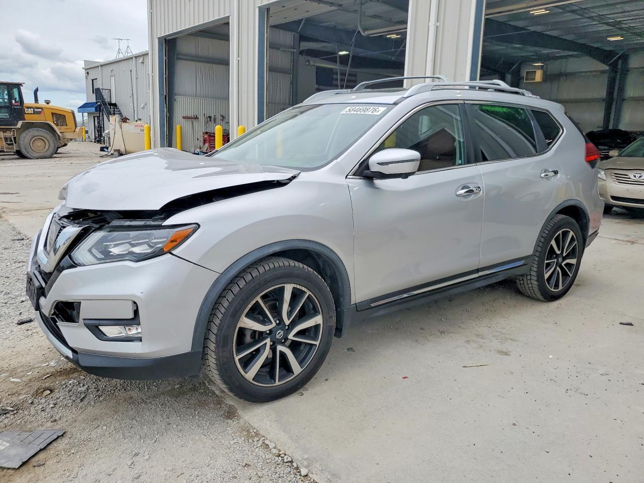 2017 NISSAN ROGUE