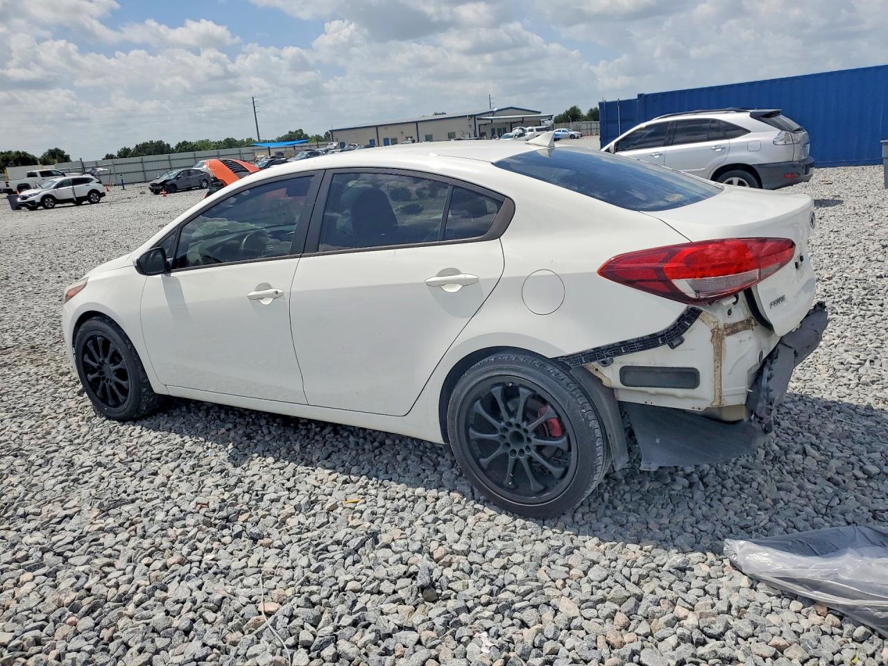 2017 KIA FORTE
