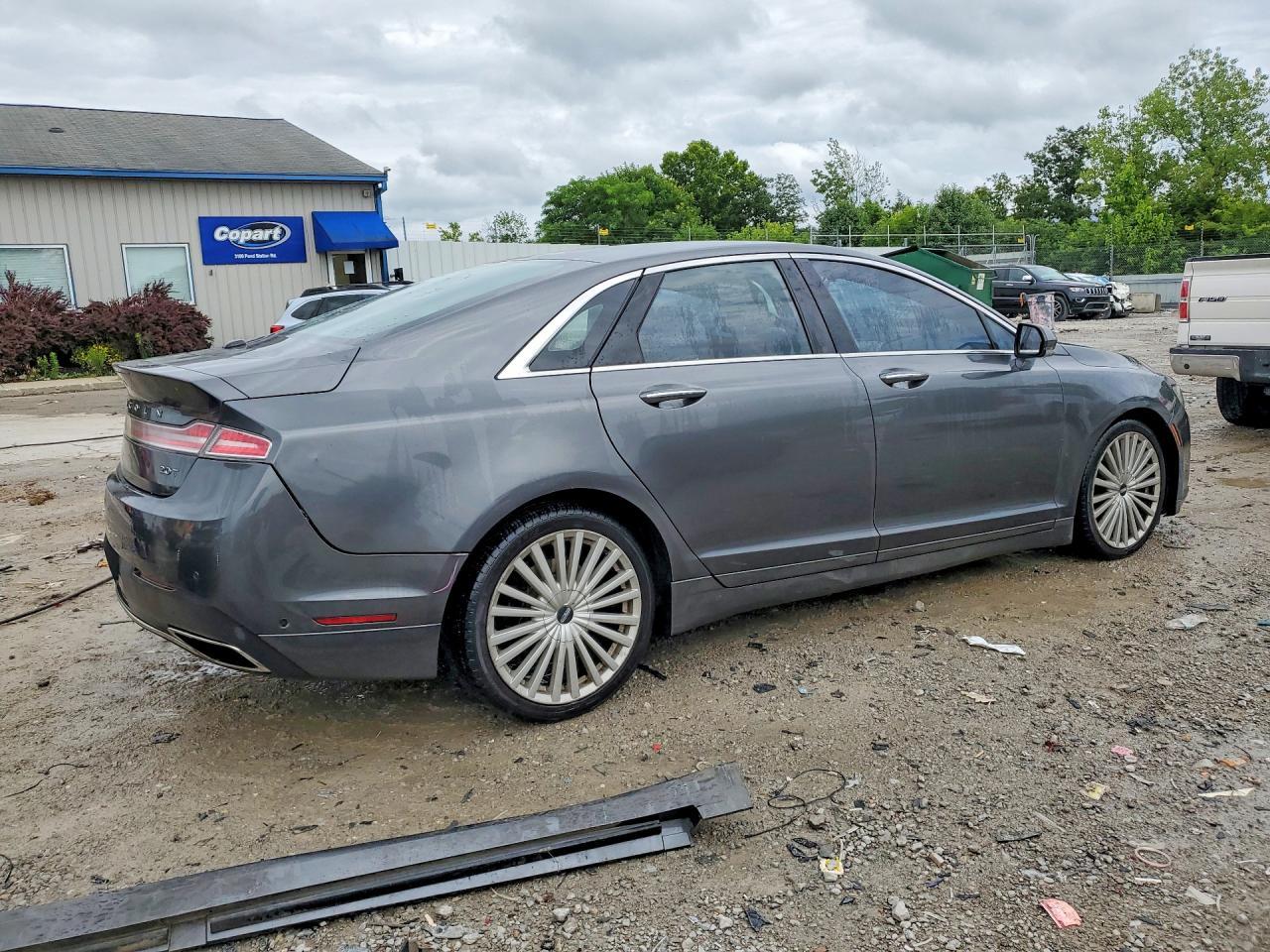 2017 LINCOLN MKZ
