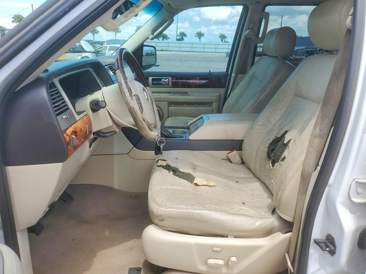 2003 LINCOLN Navigator