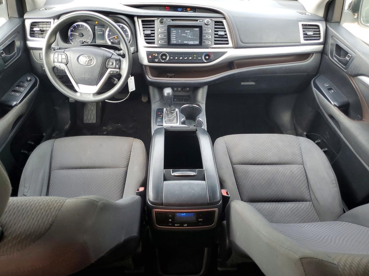 2017 TOYOTA HIGHLANDER