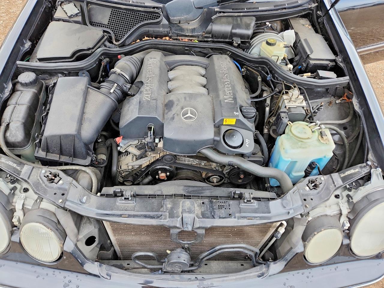 2000 MERCEDES-BENZ E-Class