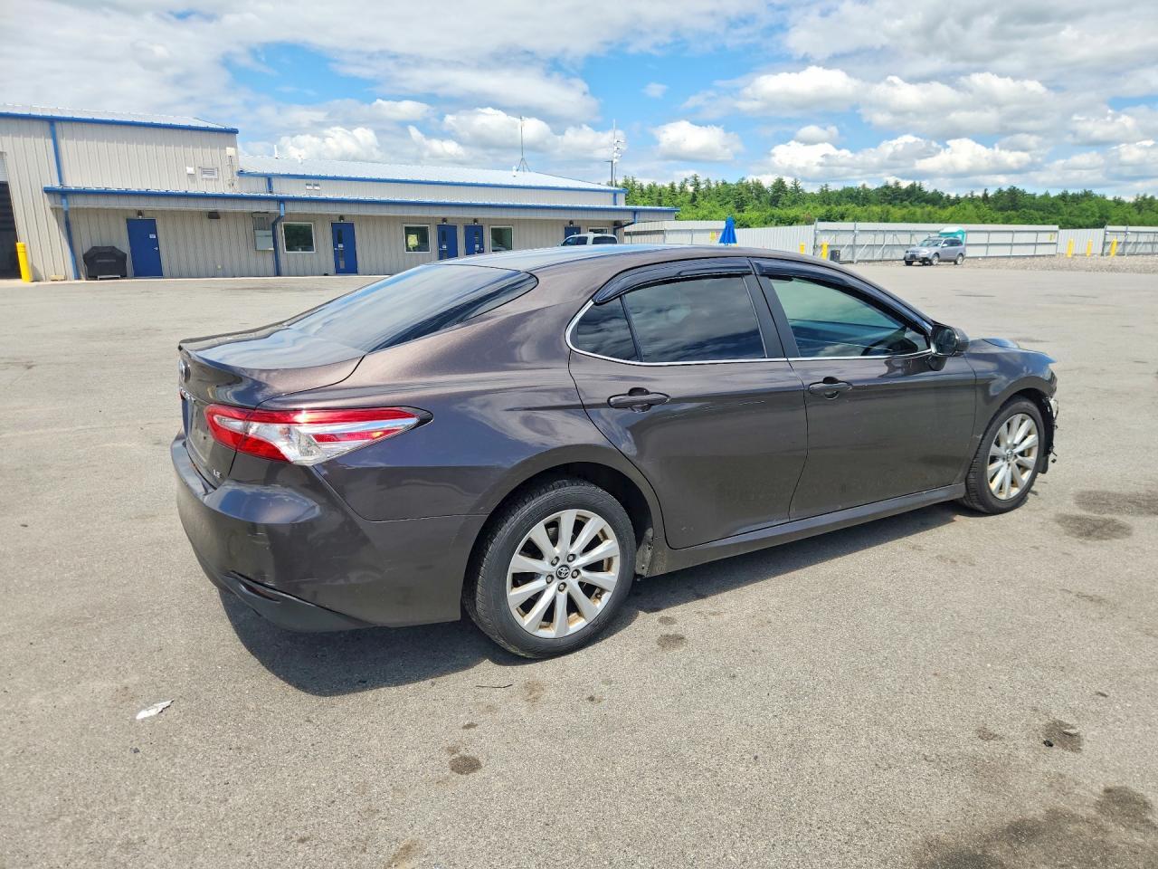 2018 TOYOTA CAMRY