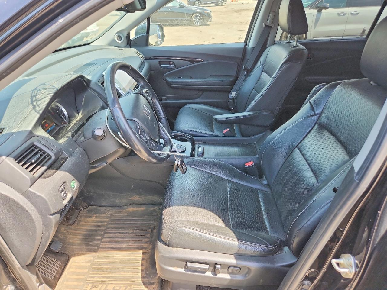 2017 HONDA PILOT