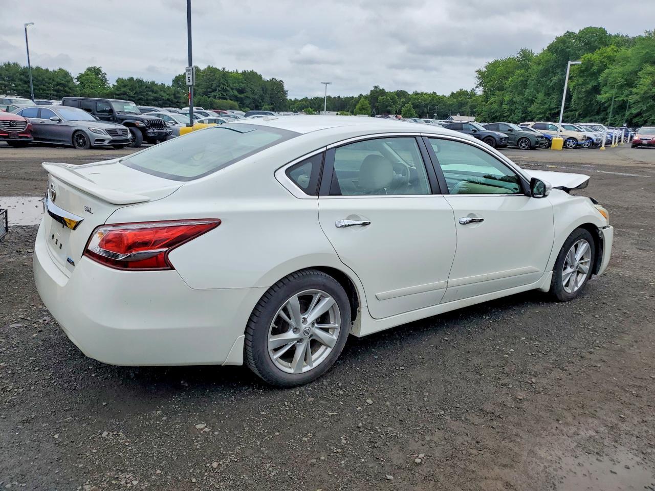 2013 NISSAN ALTIMA