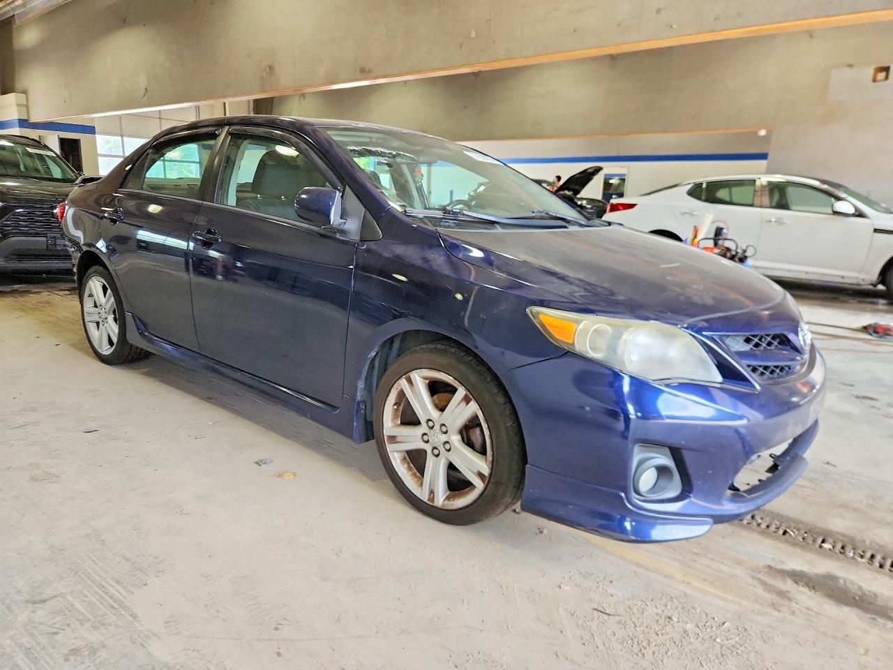 2013 TOYOTA COROLLA