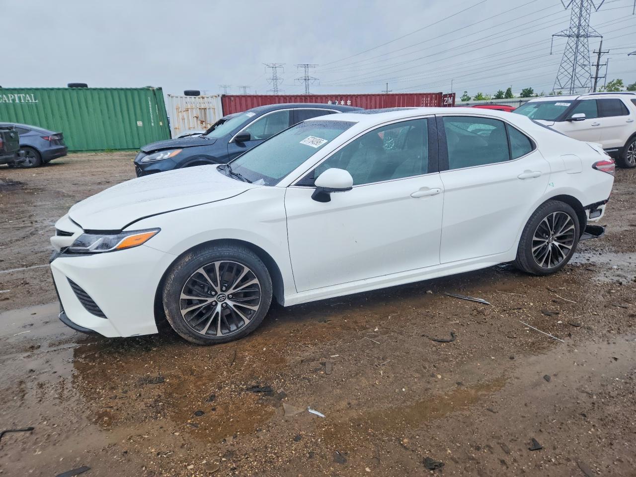 2018 TOYOTA CAMRY