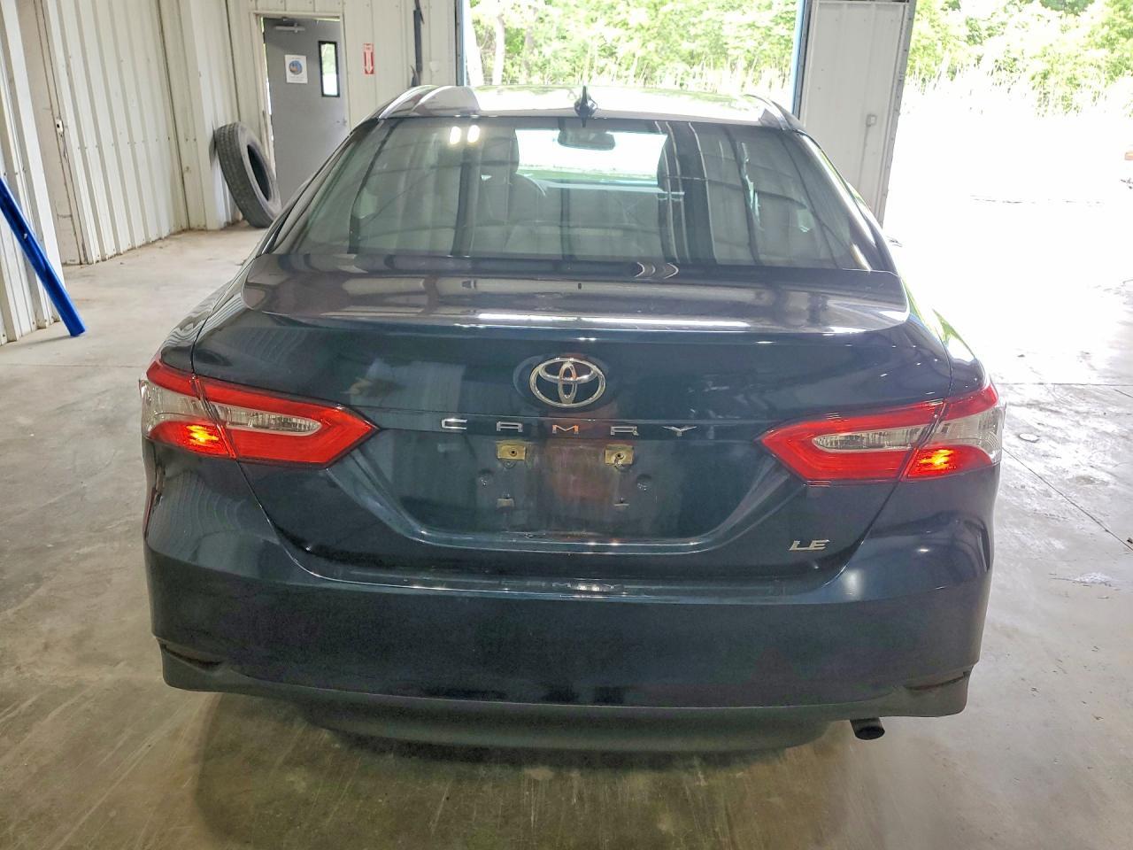 2019 TOYOTA CAMRY