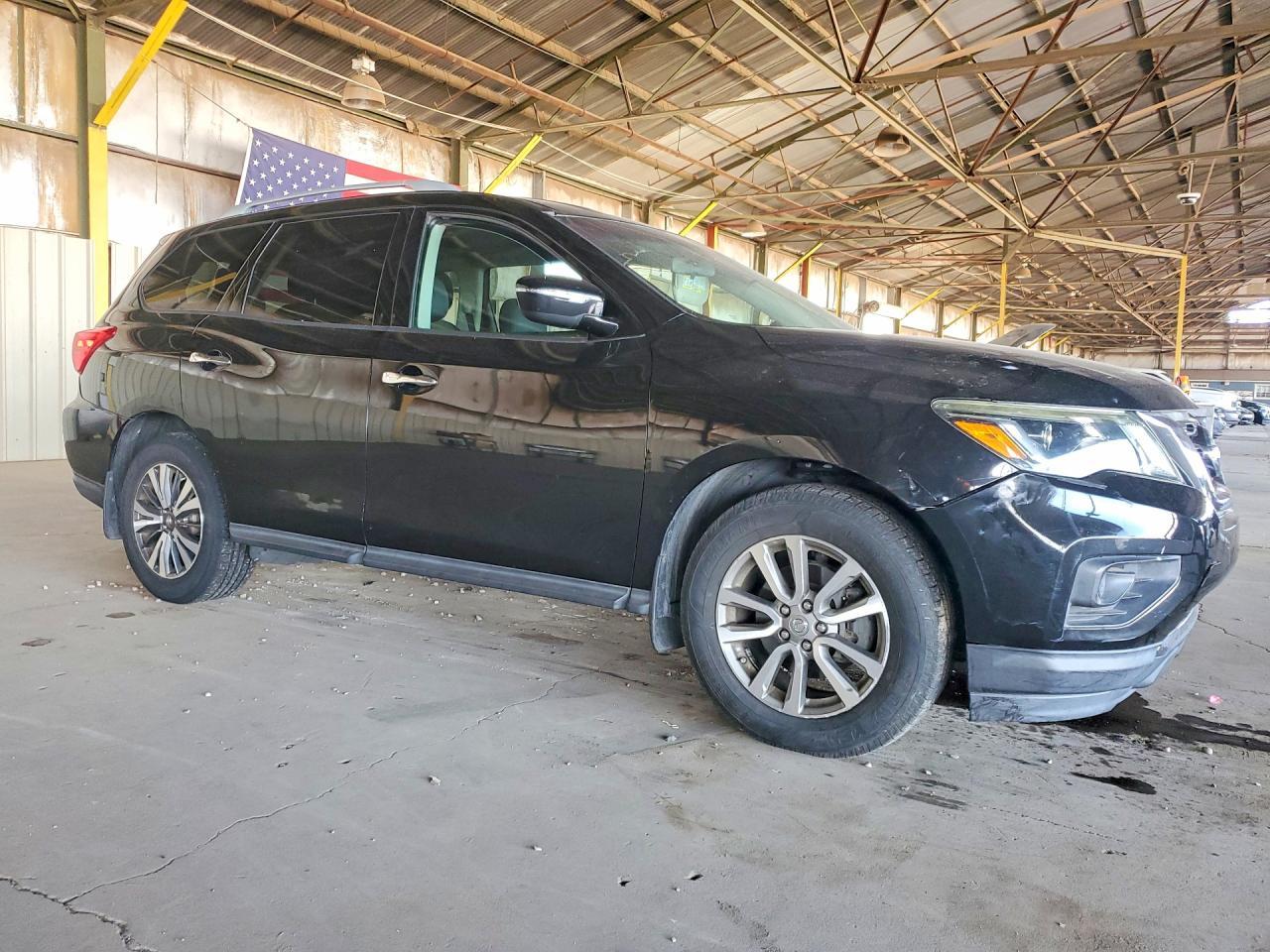 2017 NISSAN PATHFINDER