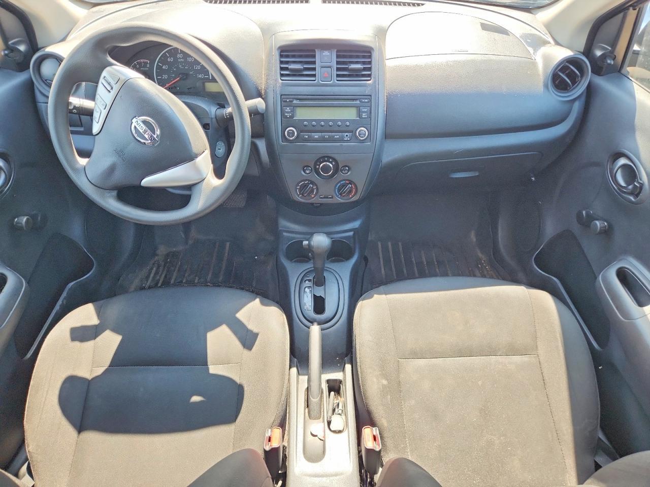 2015 NISSAN VERSA