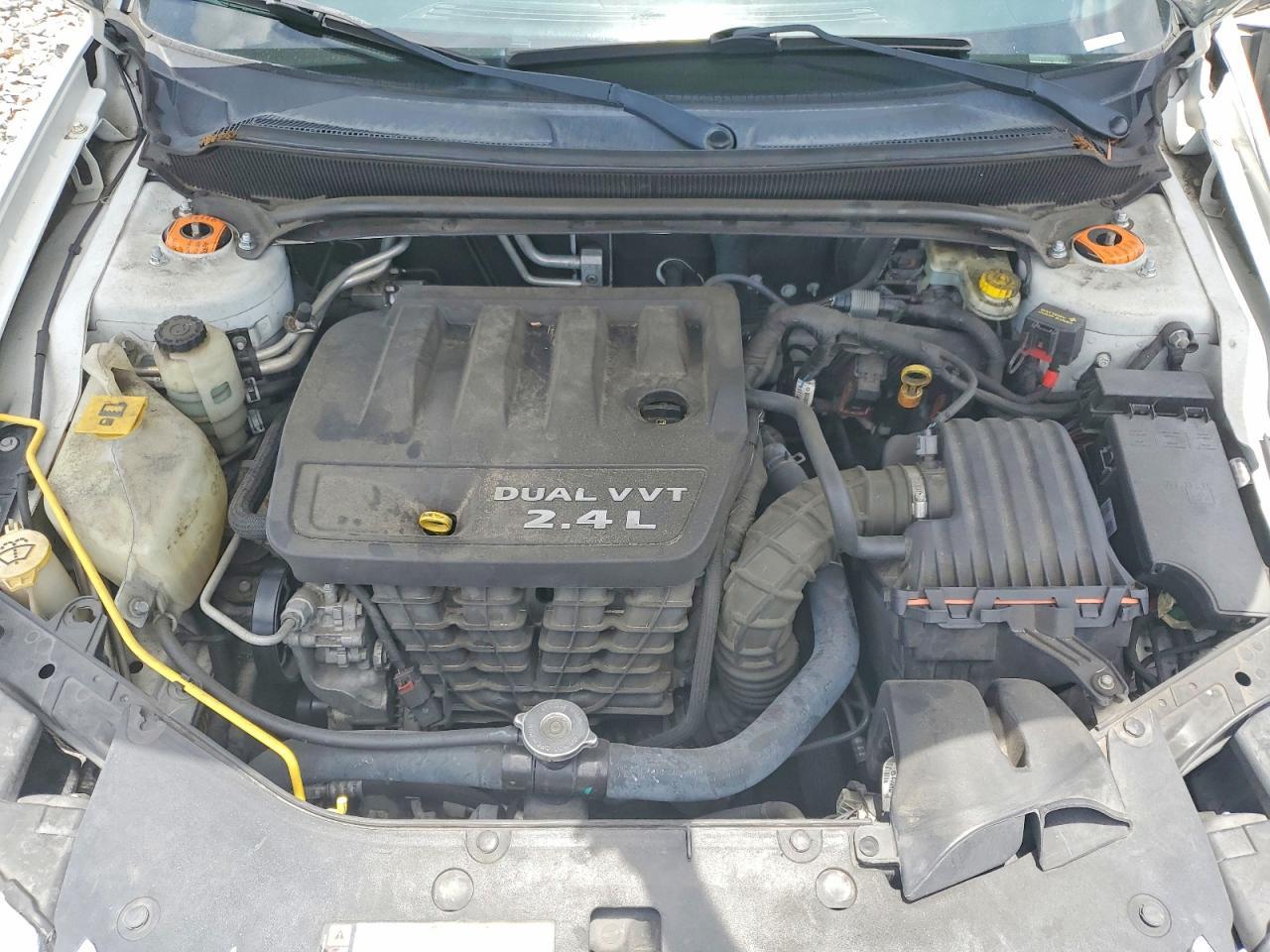 2012 DODGE Avenger