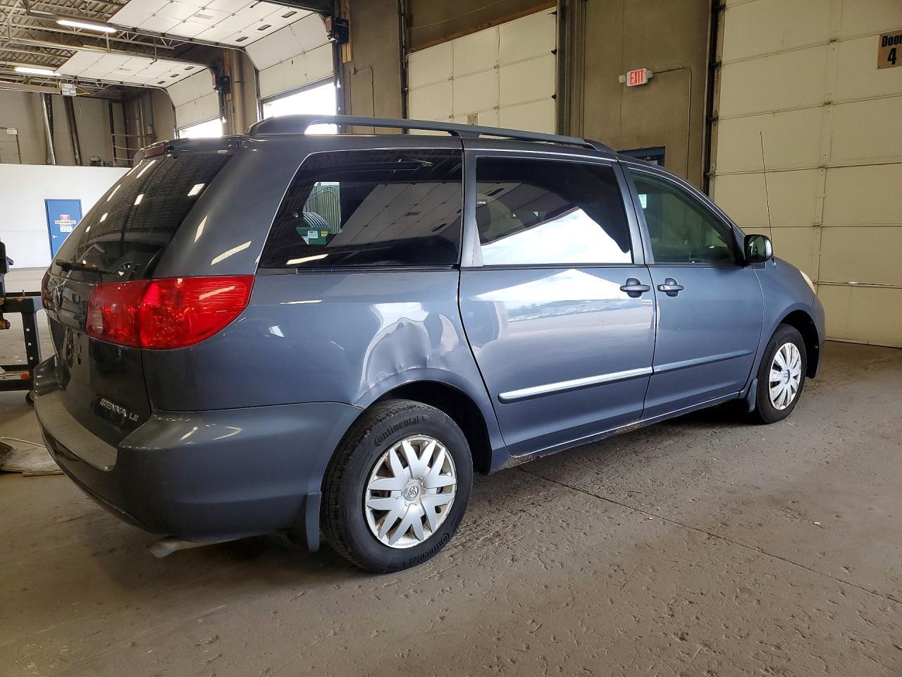2006 TOYOTA SIENNA