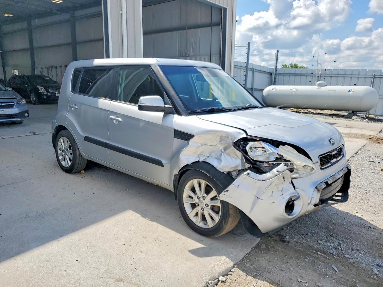 2013 KIA SOUL