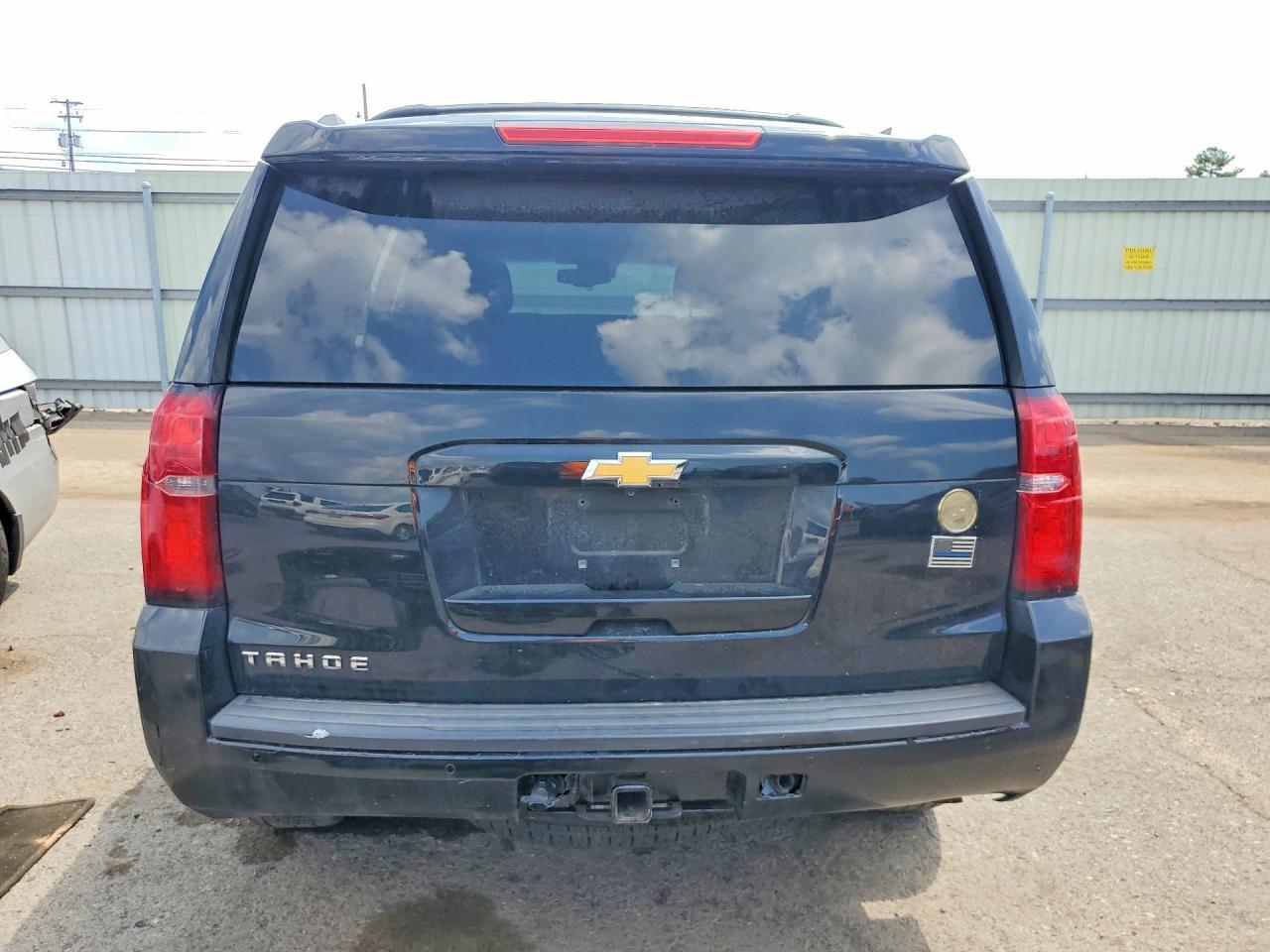 2016 CHEVROLET Tahoe