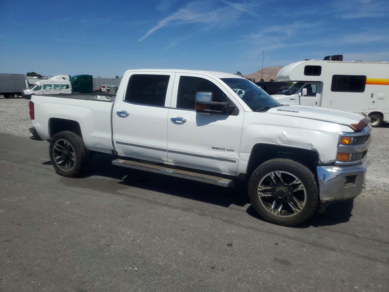 2016 CHEVROLET Silverado 3500
