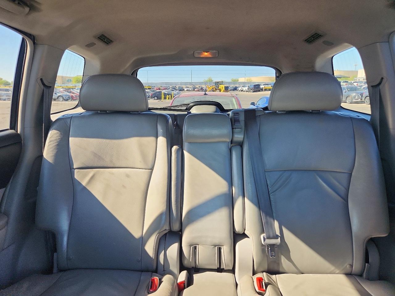2011 TOYOTA HIGHLANDER