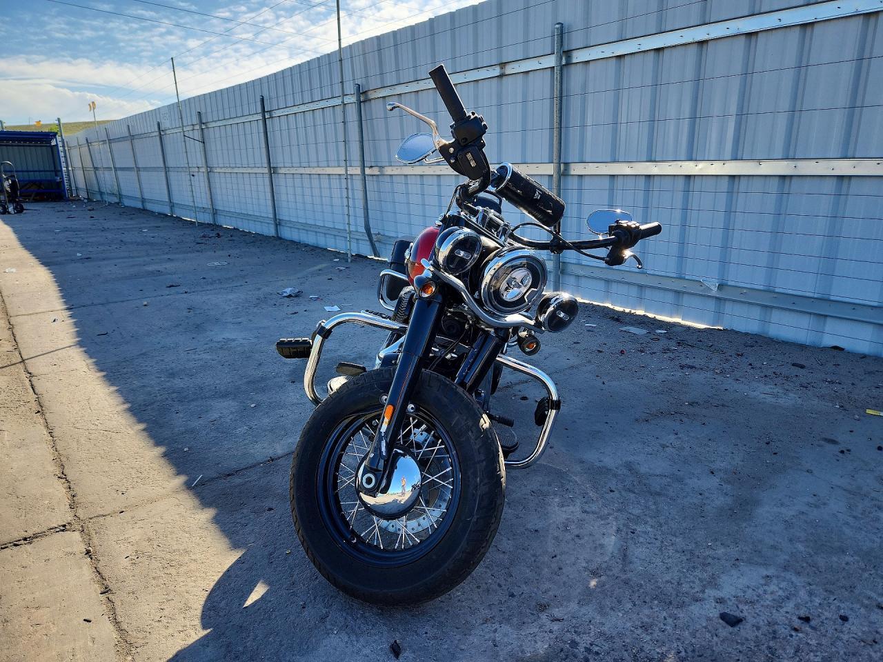 2019 HARLEY-DAVIDSON FLHCS