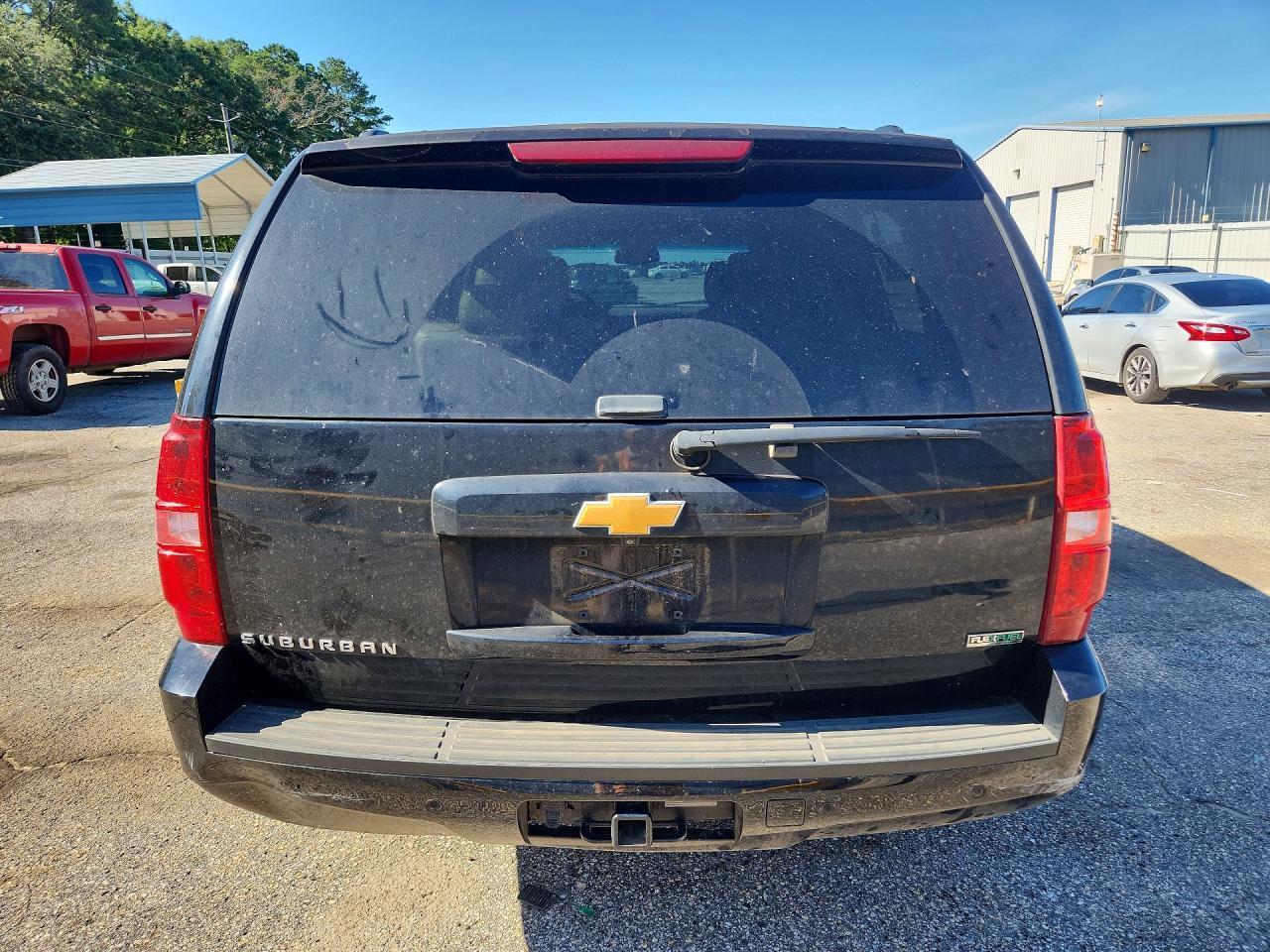 2011 CHEVROLET Suburban