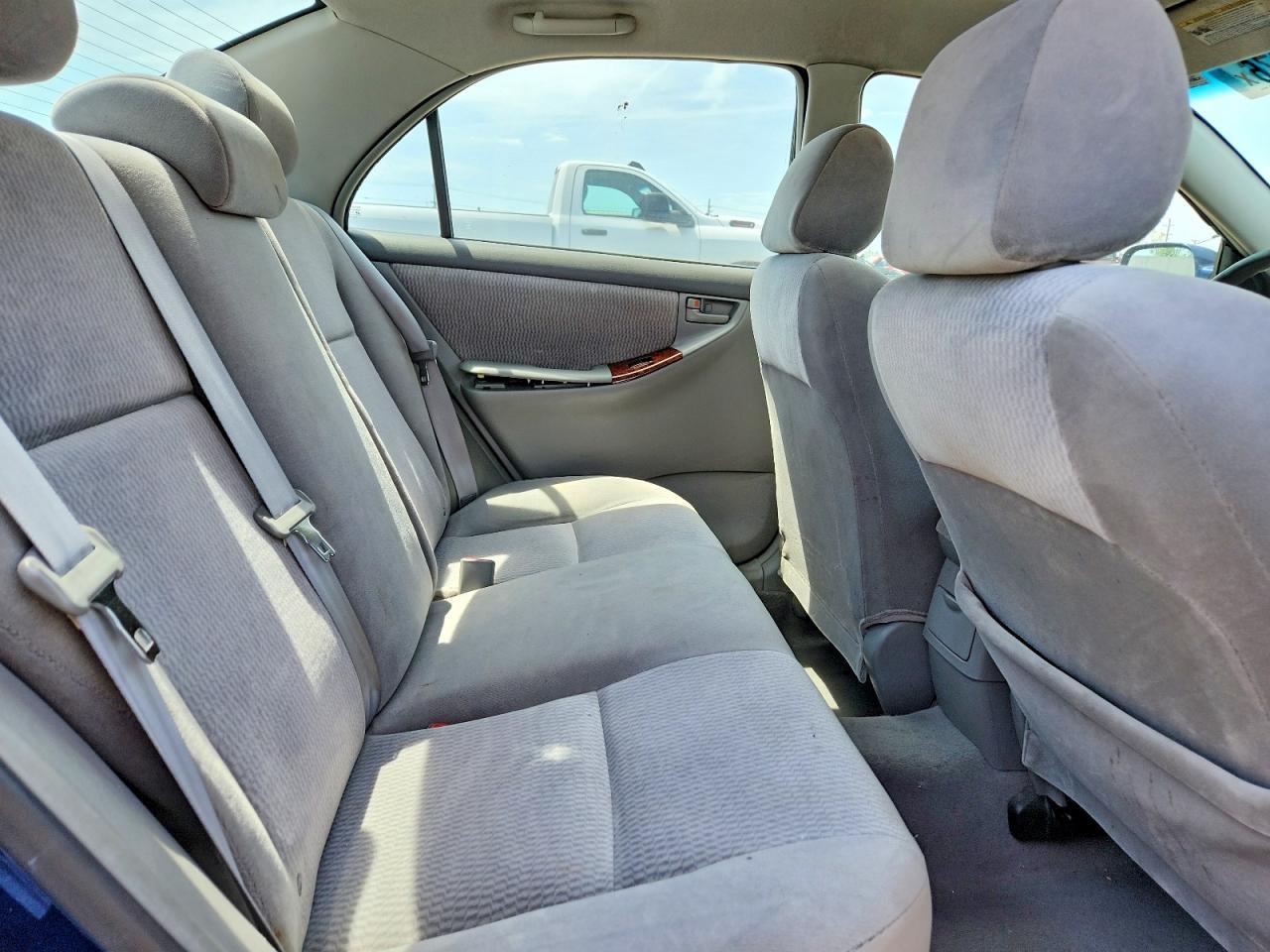 2005 TOYOTA COROLLA