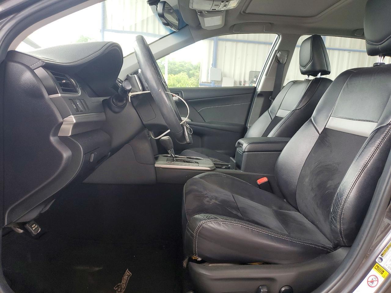 2014 TOYOTA CAMRY