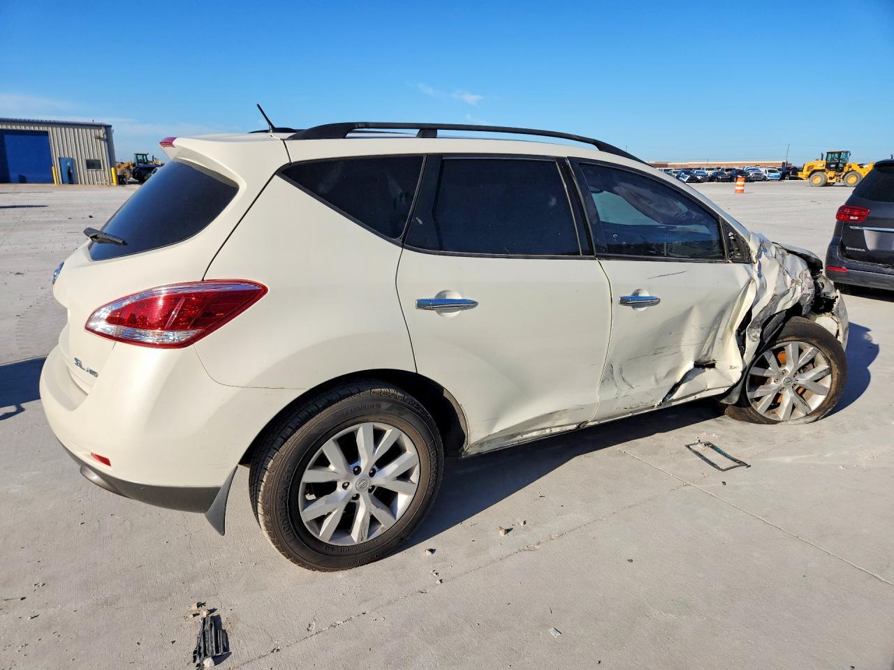 2014 NISSAN MURANO