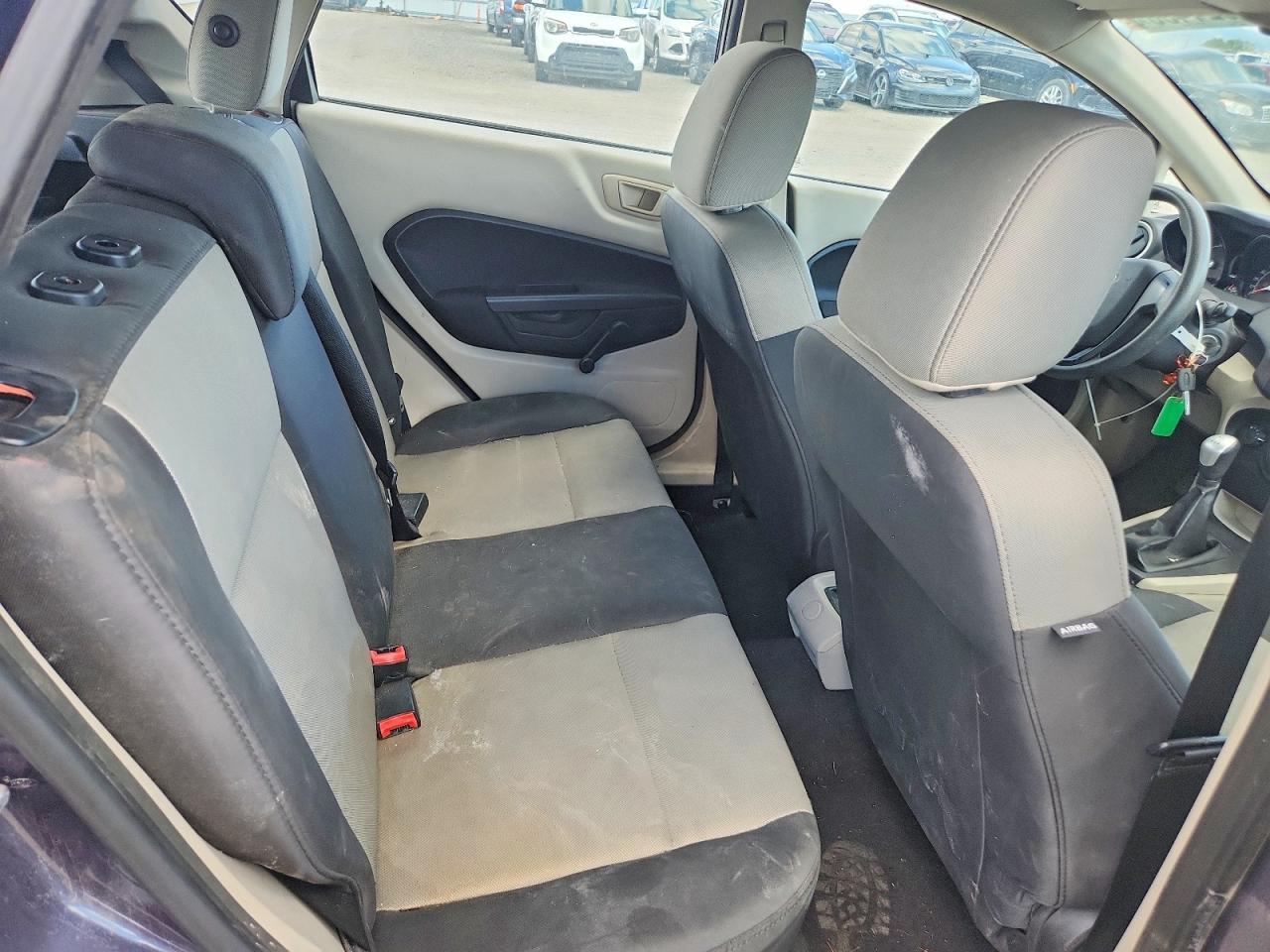 2012 FORD Fiesta