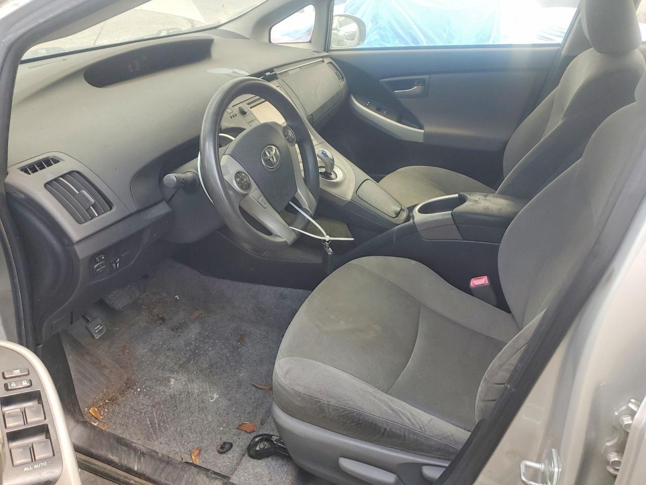 2013 TOYOTA PRIUS