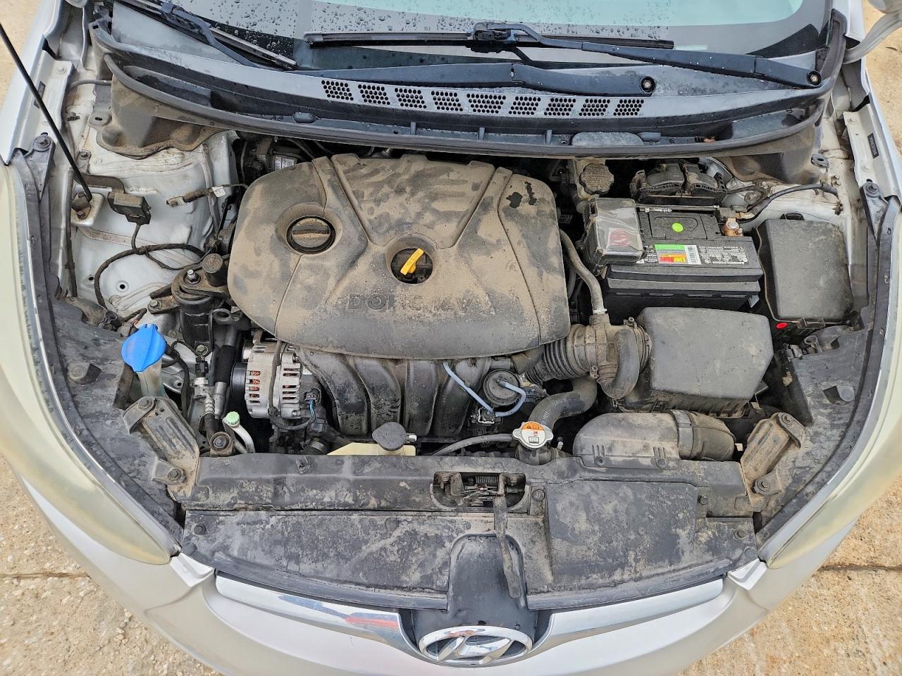 2016 HYUNDAI ELANTRA