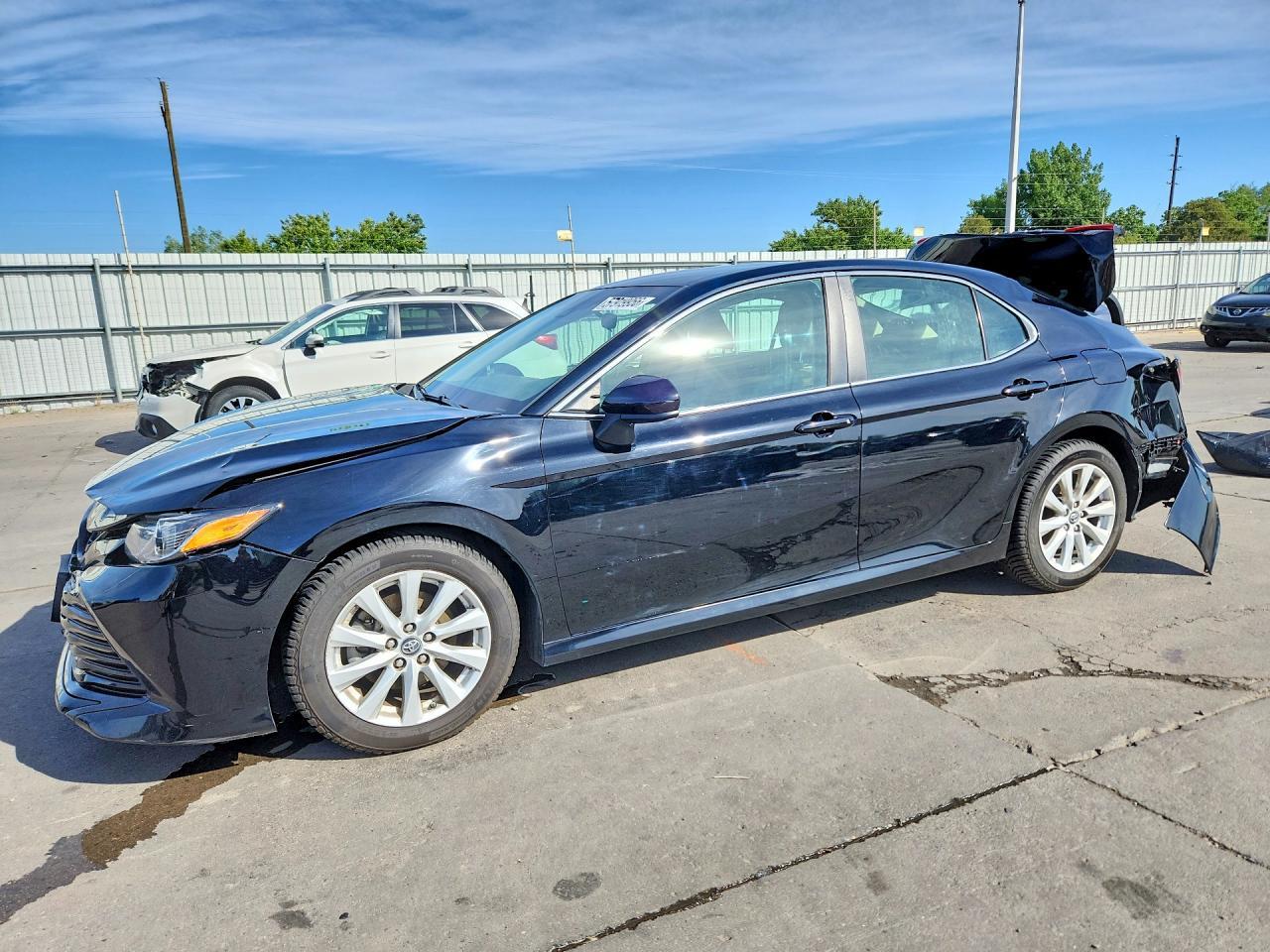 2018 TOYOTA CAMRY