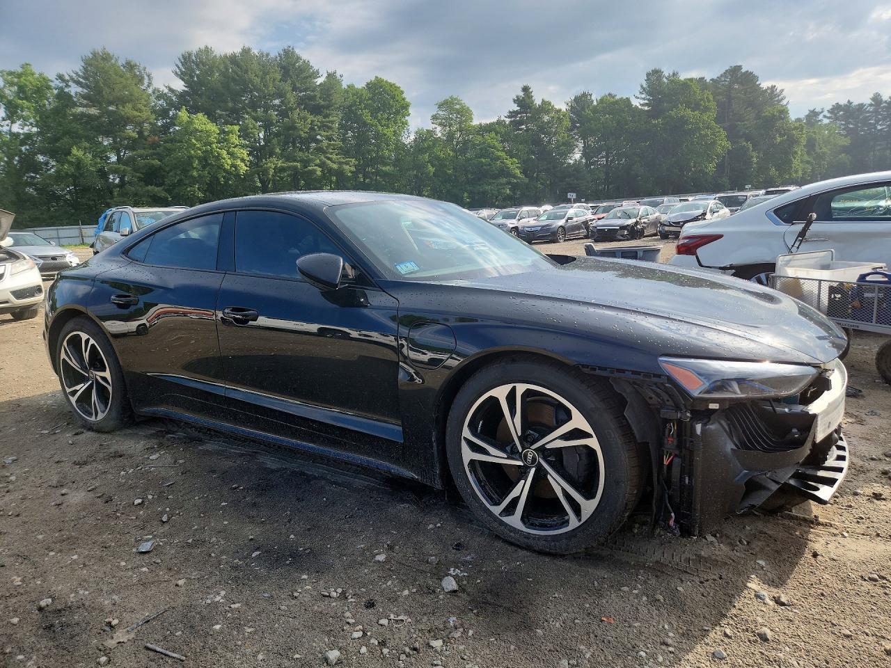 2022 AUDI e-tron GT